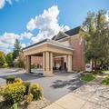 Exterior of Hampton Inn East Aurora
