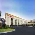 Exterior of Hampton Inn Gainesville