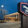 Exterior of Hampton Inn Lawrence Ks