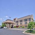 Photo of Hampton Inn Staunton