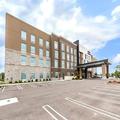 Exterior of Hampton Inn & Suites Howell