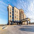 Exterior of Hampton Inn & Suites Pryor