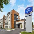 Exterior of Hampton Inn & Suites by Hilton Montreal(Dorval)