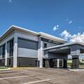 Exterior of Hampton Inn Tullahoma