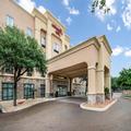 Exterior of Hampton Inn Uvalde