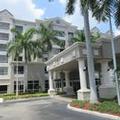 Exterior of Hampton Inn Weston Fort Lauderdale