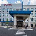 Exterior of Hampton Inn by Detroit Southfield