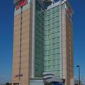Exterior of Hilton Garden Inn Toronto Airport