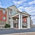 Exterior of Holiday Express & Suites Portales by IHG