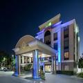 Exterior of Holiday Inn Express Bartow by IHG