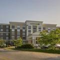 Photo of Holiday Inn Express Hotel & Suites
