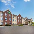 Image of Holiday Inn Express Hotel & Suites Acme Traverse City An Ihg Hot