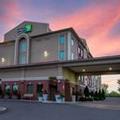 Exterior of Holiday Inn Express Hotel & Suites Barrie An Ihg Hotel