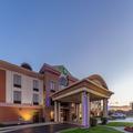 Photo of Holiday Inn Express Hotel & Suites Bowling Green by IHG