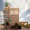 Exterior of Holiday Inn Express Hotel & Suites San Antonio Rivercenter Area