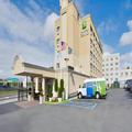 Photo of Holiday Inn Express Laguardia Airport by IHG