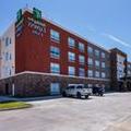 Exterior of Holiday Inn Express & Suites Blackwell by IHG