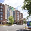 Exterior of Holiday Inn Express & Suites Bloomington Mpls Arpt Area W An I