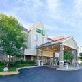 Photo of Holiday Inn Express & Suites Chicago-Deerfield/Lincolnshire by IH