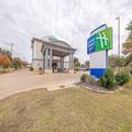 Exterior of Holiday Inn Express & Suites College Station An Ihg Hotel