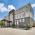 Exterior of Holiday Inn Express & Suites Denton South