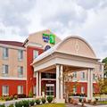 Exterior of Holiday Inn Express & Suites Dickson, an IHG Hotel