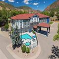 Photo of Holiday Inn Express & Suites Glenwood Springs