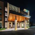 Image of Holiday Inn Express & Suites Murfreesboro West