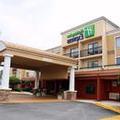 Exterior of Holiday Inn Express Tifton, an IHG Hotel