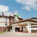 Exterior of Holiday Inn Express Warrenton by IHG