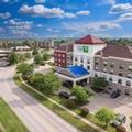 Photo of Holiday Inn Express and Suites Springfield Medical District by IH