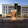 Exterior of Home2 Suites by Hilton Lagrange