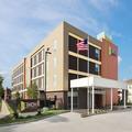 Exterior of Home2 Suites by Hilton St. Louis/Forest Park