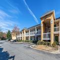 Image of HomeTowne Studios by Red Roof Atlanta – Peachtree Corners