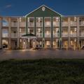 Image of HomeTowne Studios by Red Roof Detroit - Livonia