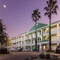 Image of HomeTowne Studios by Red Roof Houston - Northwest