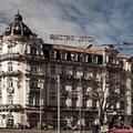 Exterior of Hotel Astoria
