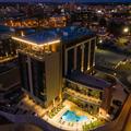 Exterior of Hotel Indigo Columbus at Riverfront Place An Ihg Hotel
