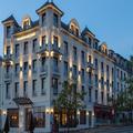 Exterior of Hotel Jehan de Beauce