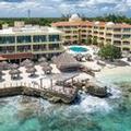 Exterior of Hotel Playa Azul Cozumel