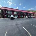 Exterior of Hotel Red Rose by Townhouse Covington I 64