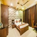 Photo of Hotel Sanket Inn