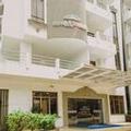Exterior of Howard Johnson Hotel Versalles Barranquilla