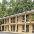 Exterior of Howard Johnson by Wyndham Dothan