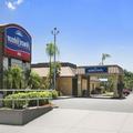Photo of Howard Johnson by Wyndham Winter Haven Fl