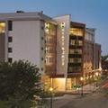 Exterior of Hyatt Place Niagara Falls
