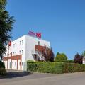 Exterior of Ibis Massy