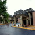 Exterior of Kennesaw Inn