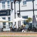Exterior of Kingscliff Hotel