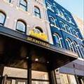 Photo of Kinn Guesthouse Downtown Milwaukee